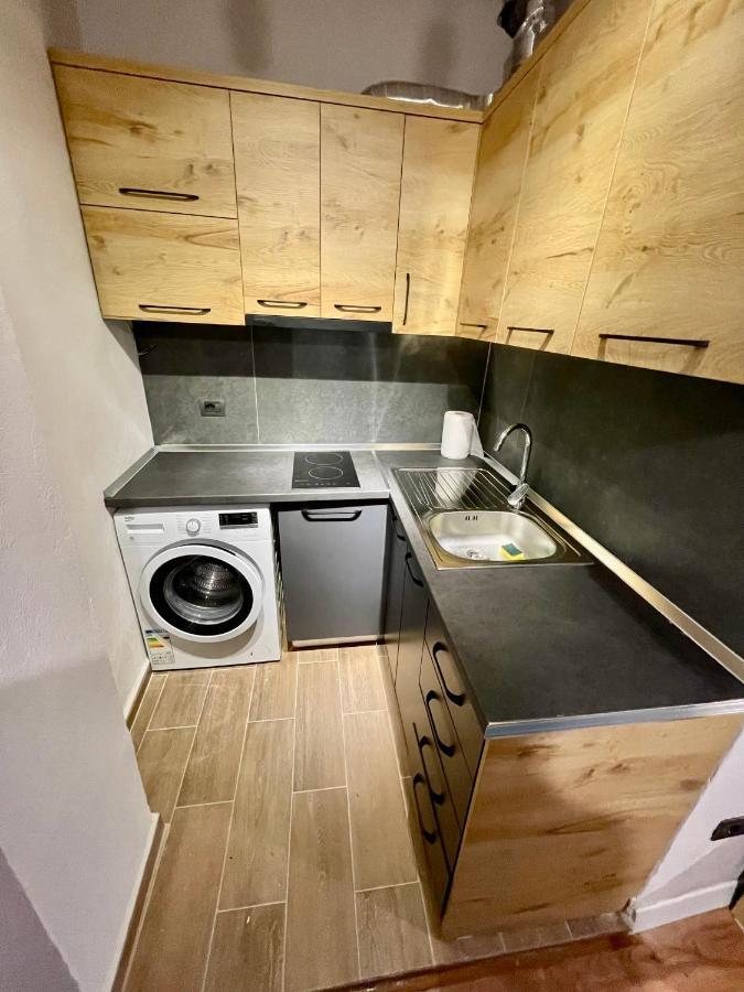 Keon Superb Studio Apartament Τίρανα Εξωτερικό φωτογραφία