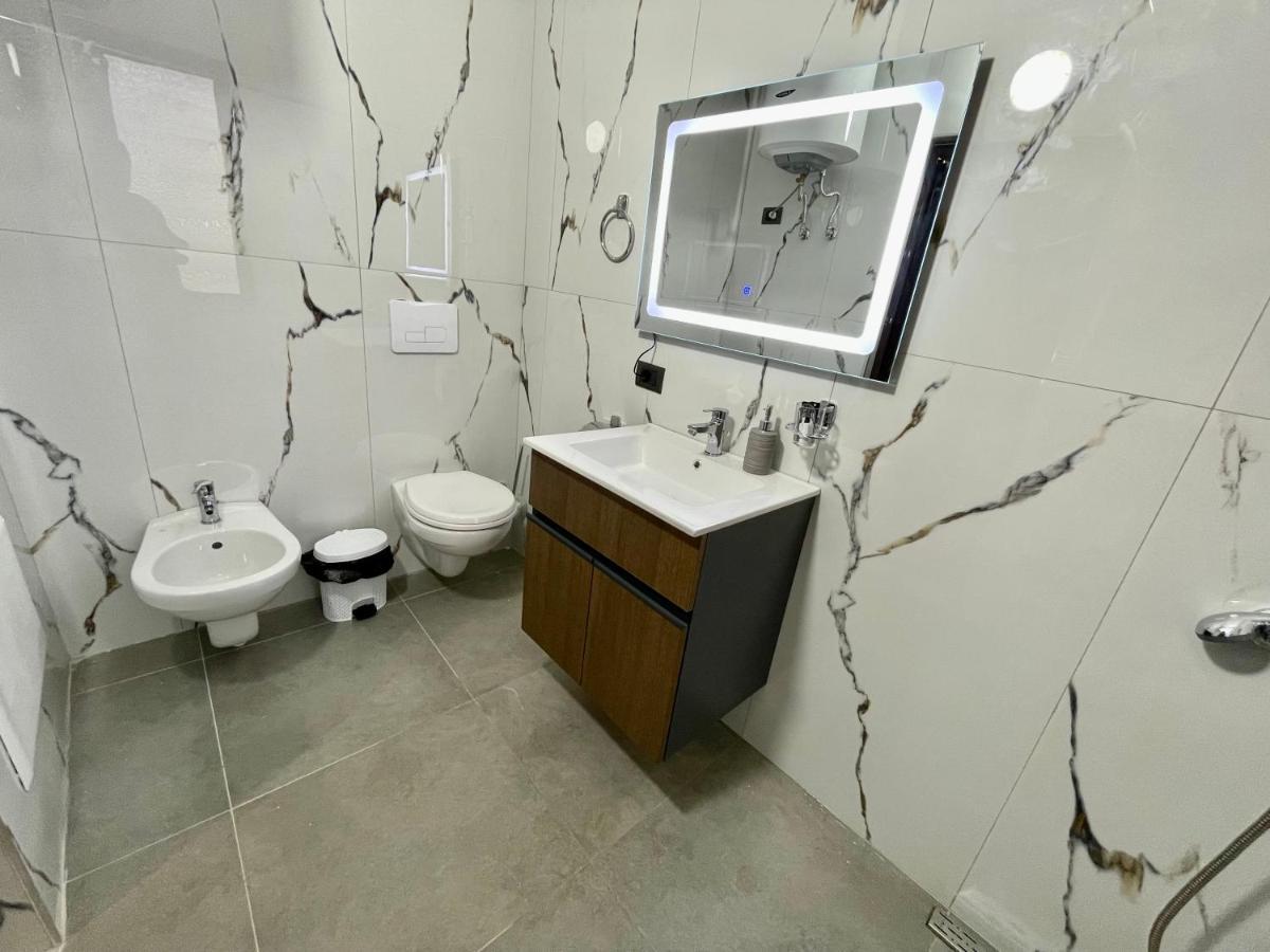 Keon Superb Studio Apartament Τίρανα Εξωτερικό φωτογραφία