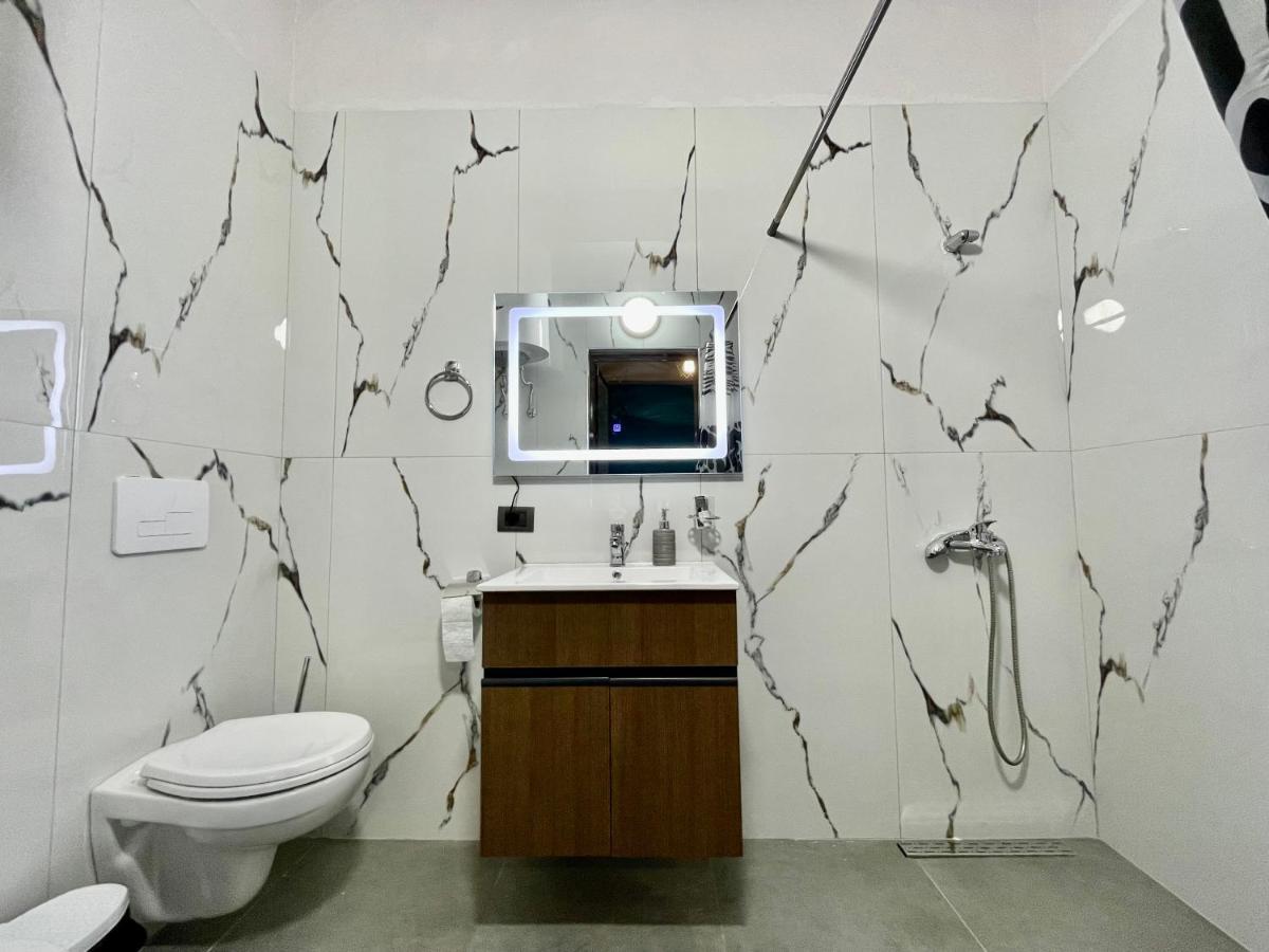 Keon Superb Studio Apartament Τίρανα Εξωτερικό φωτογραφία