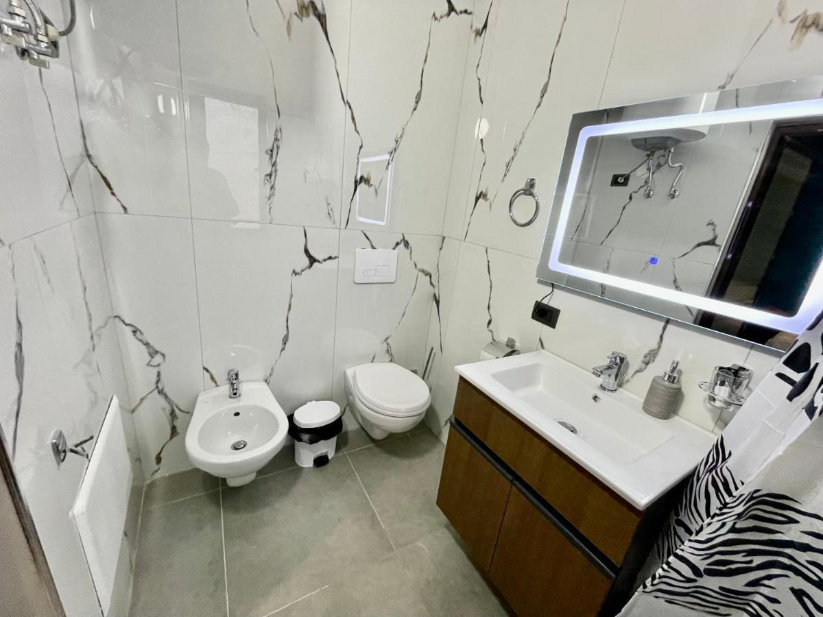 Keon Superb Studio Apartament Τίρανα Εξωτερικό φωτογραφία
